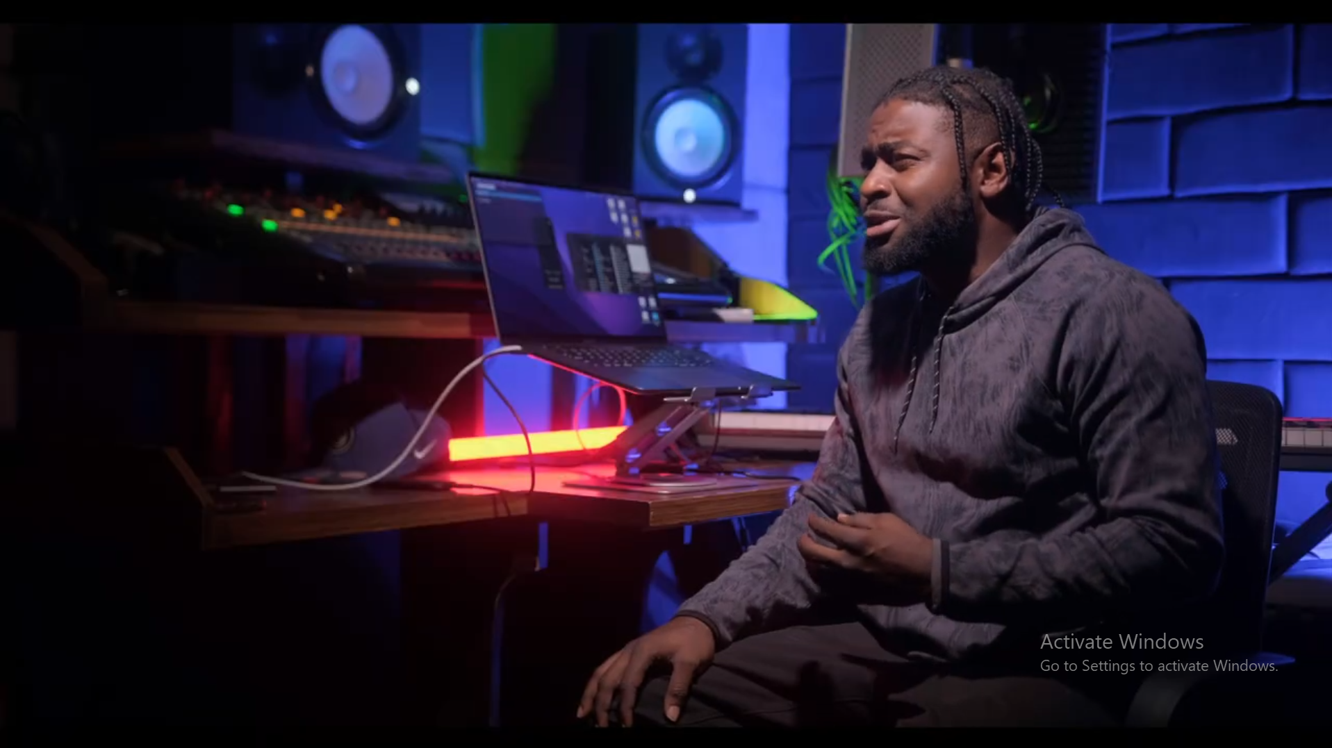Jagun Jagun music composer featurrete